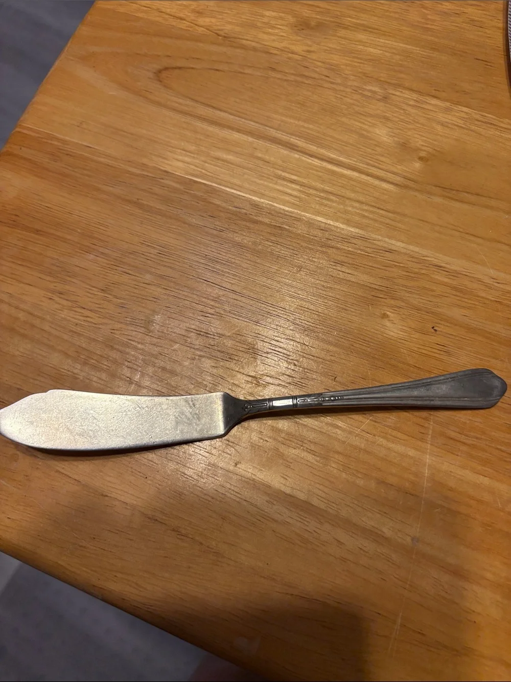 Tudar plate by Oneida Community 1924. Vintage Silver Butter Knife